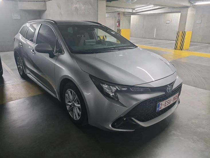 Toyota Corolla — photo 2