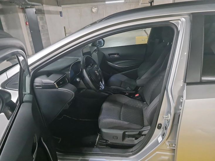 Toyota Corolla — photo 5