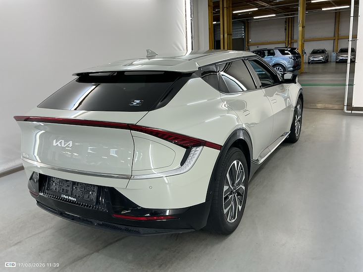 Kia Ev6 — photo 4