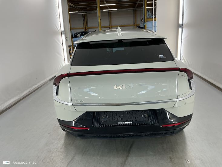 Kia Ev6 — photo 5