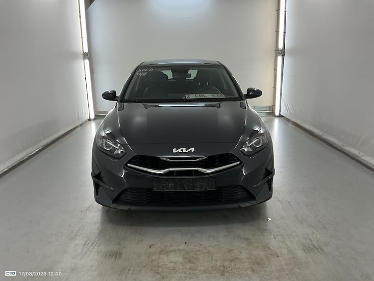 Kia Ceed — photo 2