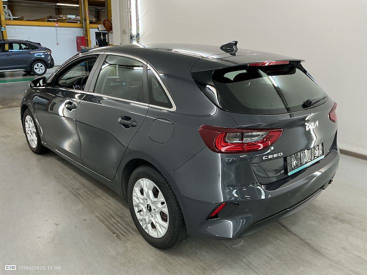 Kia Ceed — photo 3