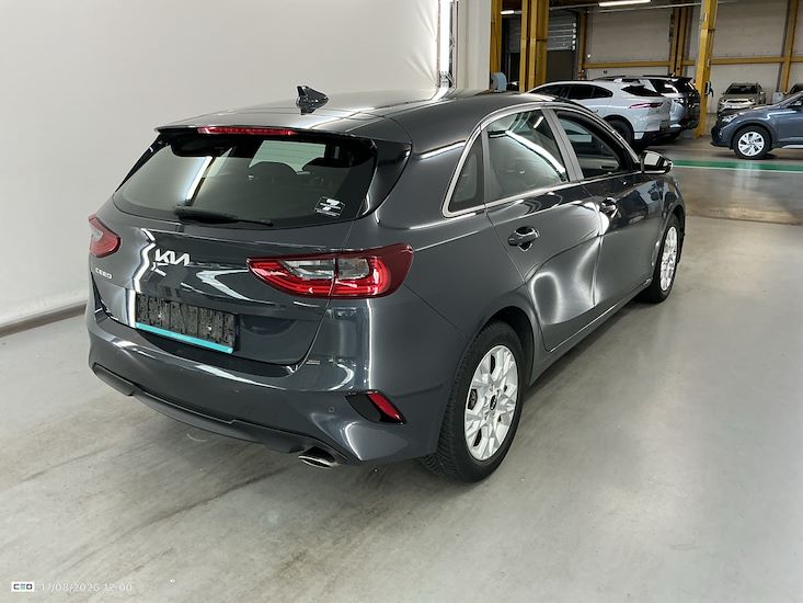 Kia Ceed — photo 4