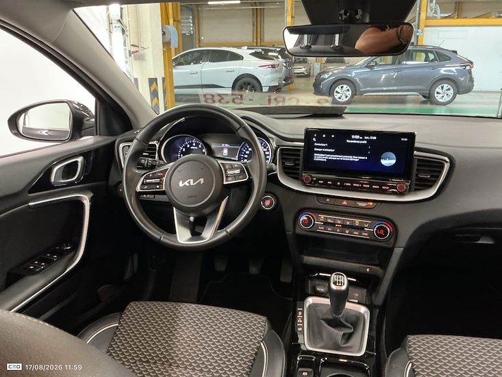 Kia Ceed — photo 7