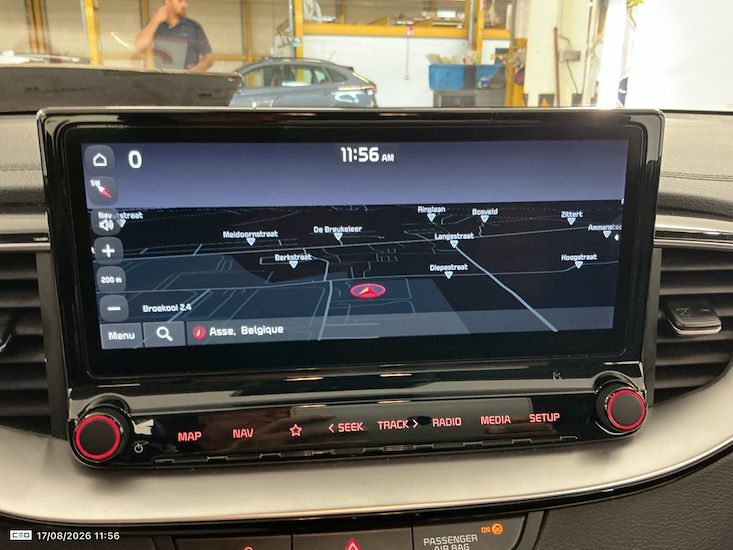Kia Ceed — photo 9