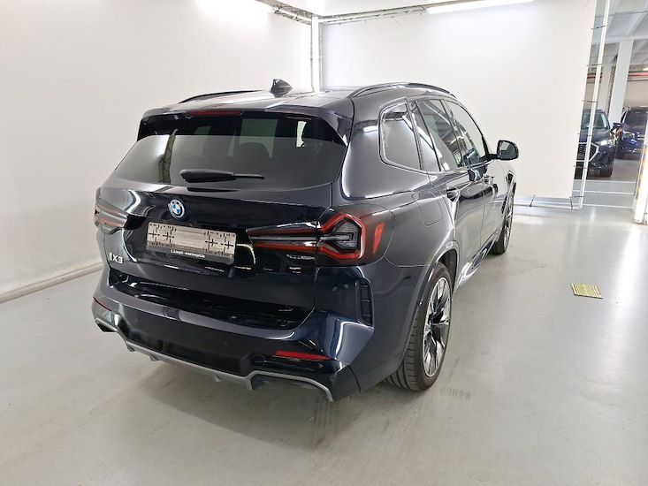 Bmw Ix3 — photo 4