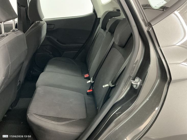 Ford Fiesta — photo 11