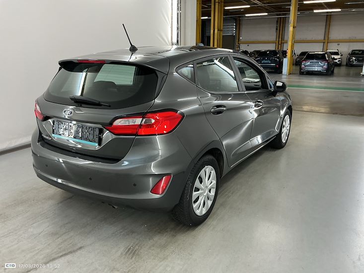 Ford Fiesta — photo 4