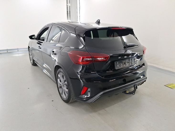 Ford Focus — photo 3