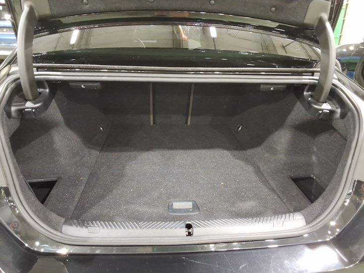 Bmw I5 — photo 3