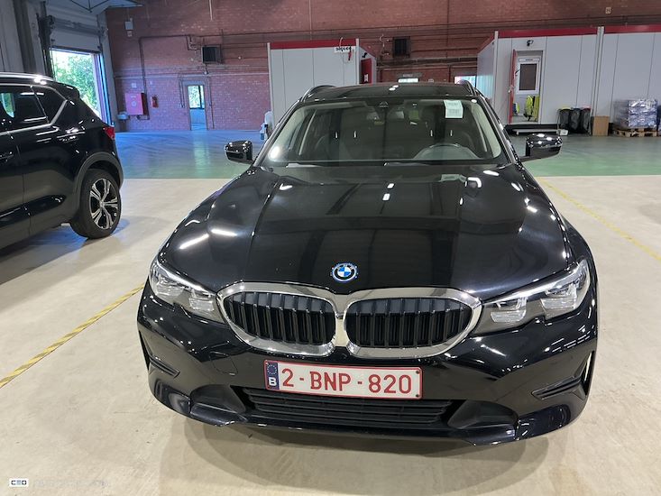 Bmw Serie 3 — photo 2