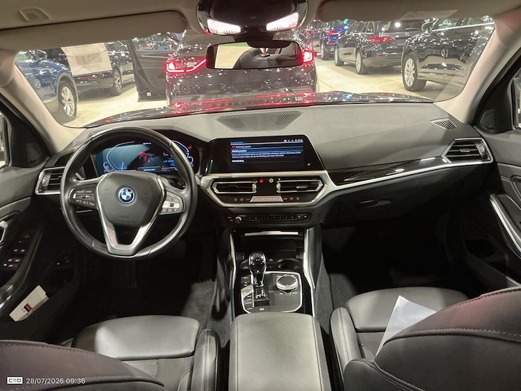 Bmw Serie 3 — photo 7