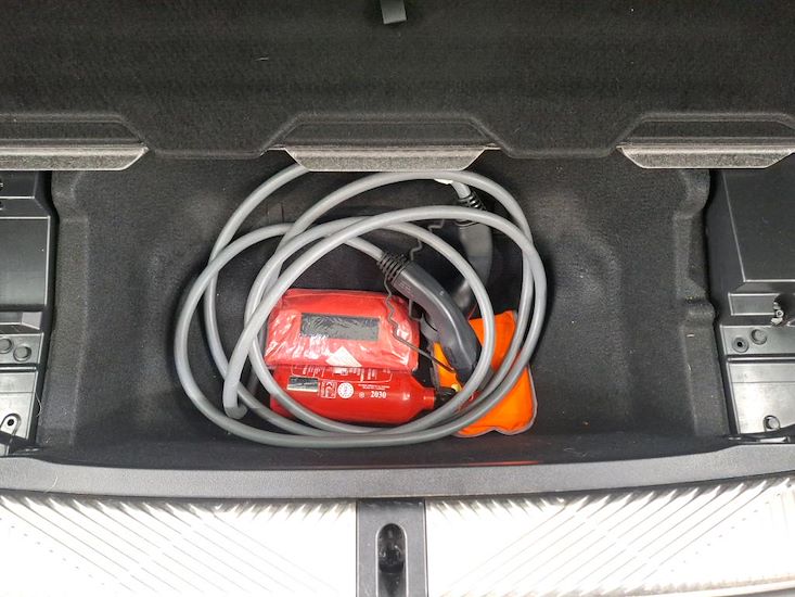 Bmw I5 — photo 11