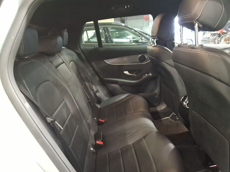 Mercedes-Benz Eqc — photo 5