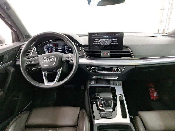 Audi Q5 — photo 8