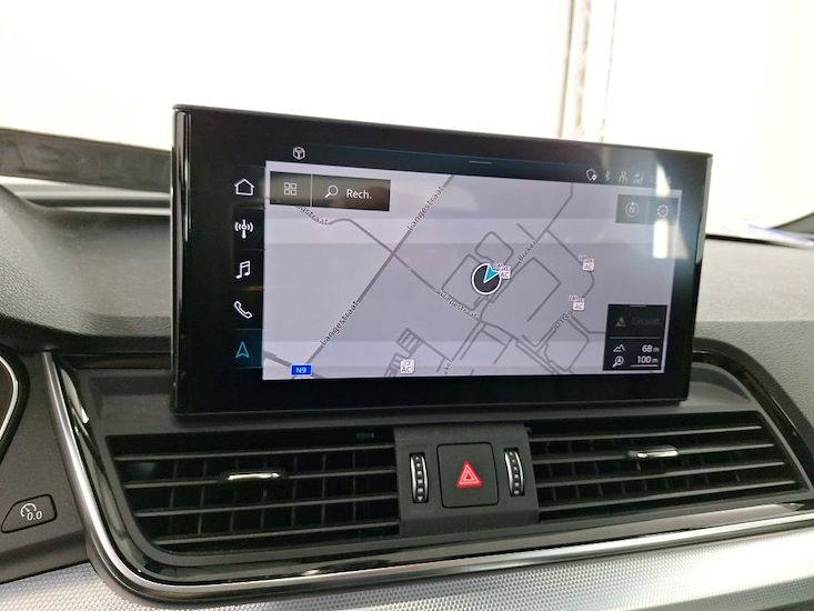Audi Q5 — photo 9