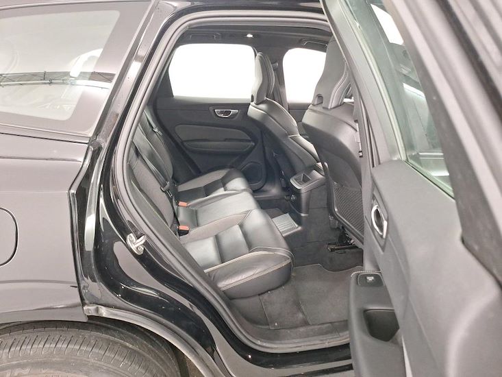 Volvo Xc60 — photo 6
