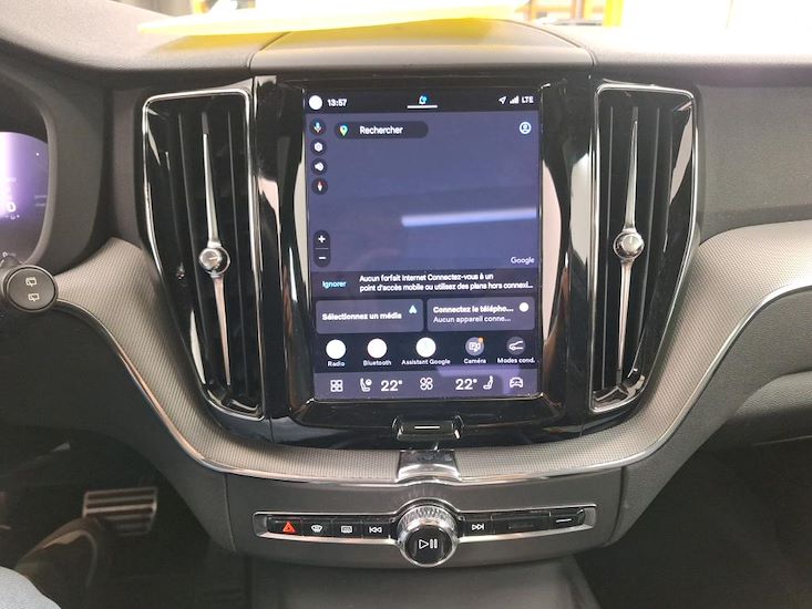 Volvo Xc60 — photo 9