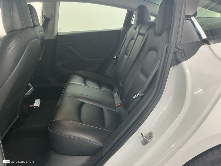 Tesla Model 3 — photo 11