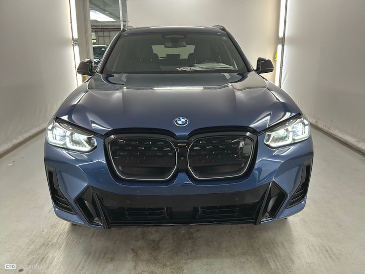 Bmw Ix3 — photo 2