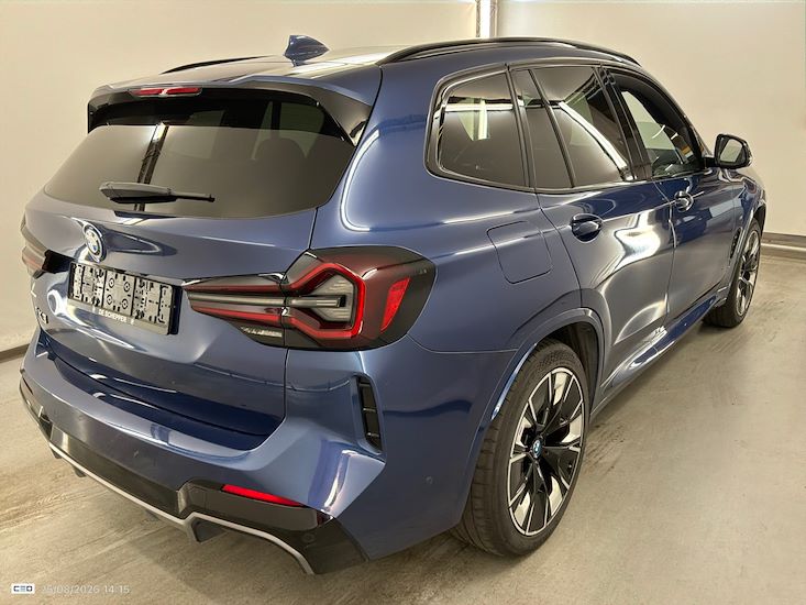 Bmw Ix3 — photo 3