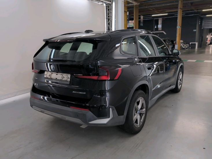 Bmw X1 — photo 4