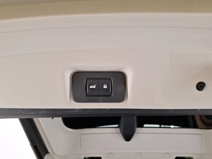 Nissan Ariya — photo 15