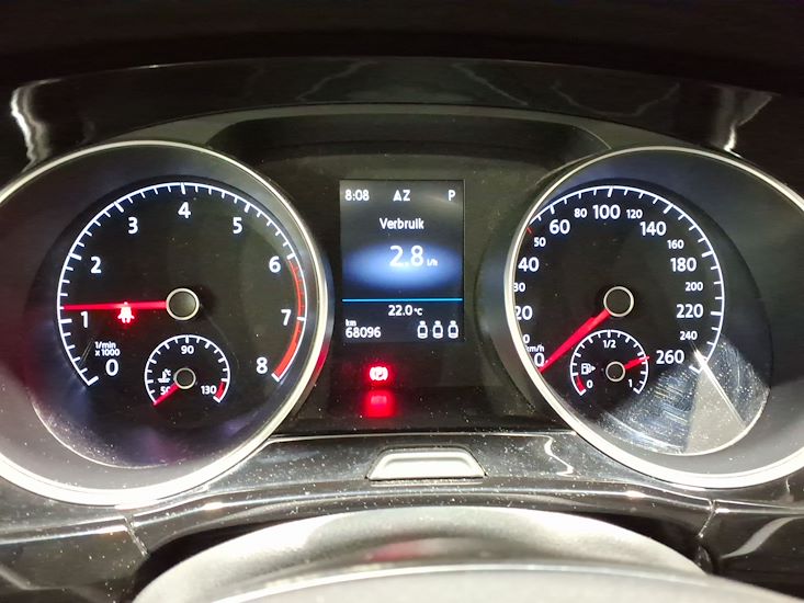 Volkswagen Touran — photo 9