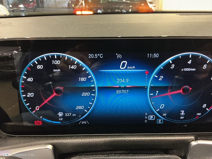 Mercedes-Benz Glb — photo 8