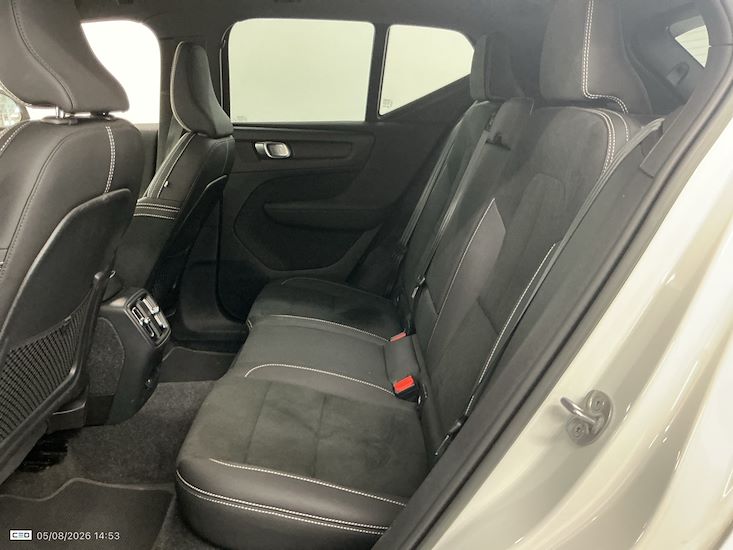 Volvo Xc40 — photo 12