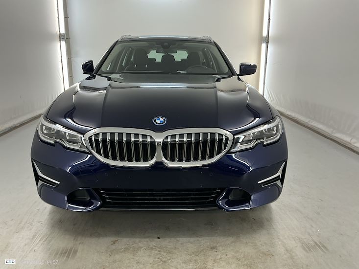 Bmw Serie 3 — photo 2