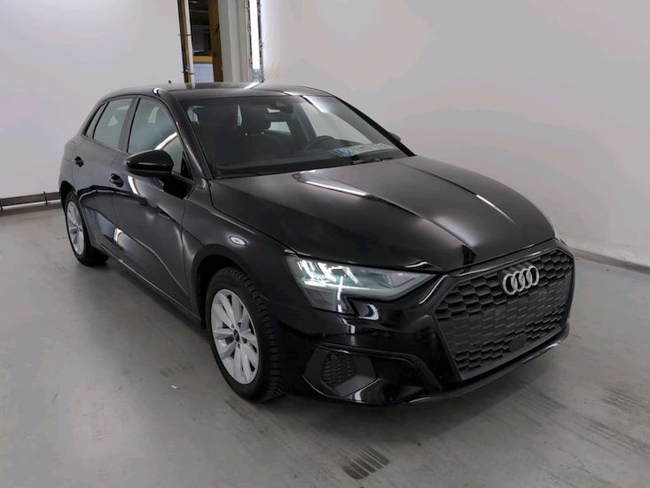 Audi A3 — photo 2