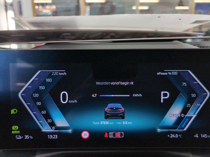 Bmw I4 — photo 10