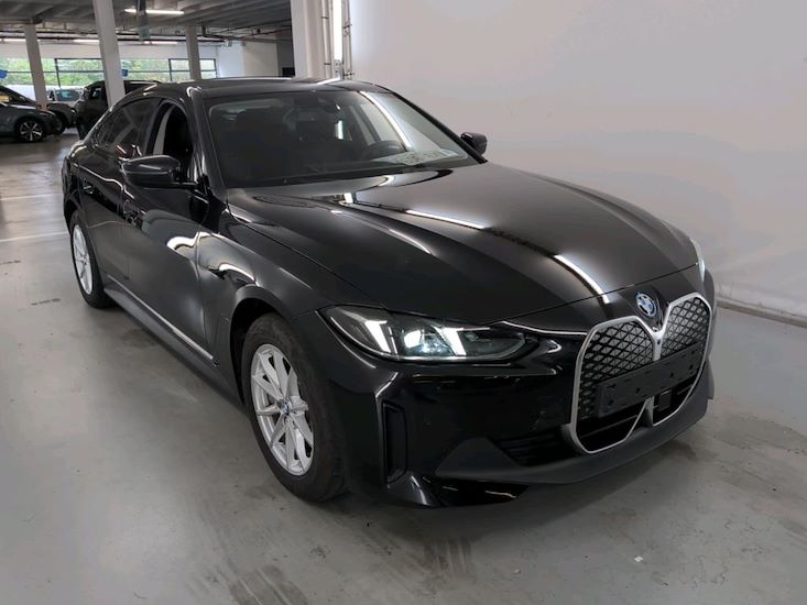 Bmw I4 — photo 2