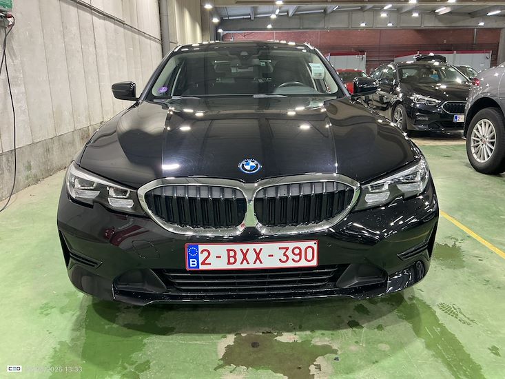 Bmw Serie 3 — photo 2