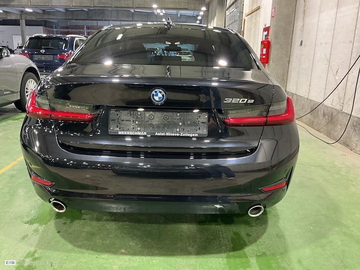 Bmw Serie 3 — photo 5