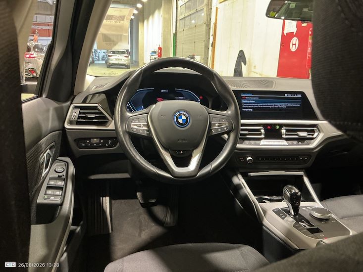 Bmw Serie 3 — photo 7