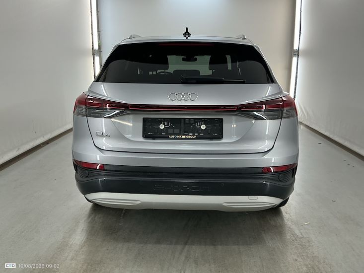 Audi Q4 — photo 5