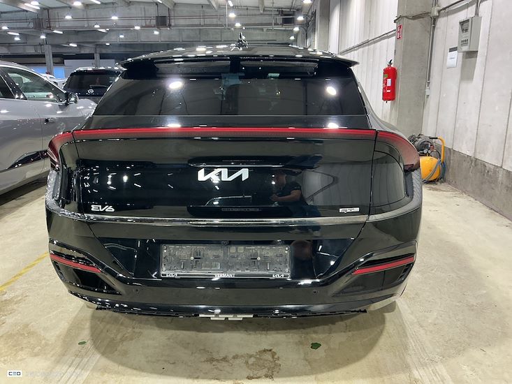 Kia Ev6 — photo 5