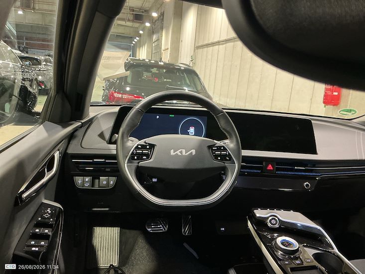 Kia Ev6 — photo 6