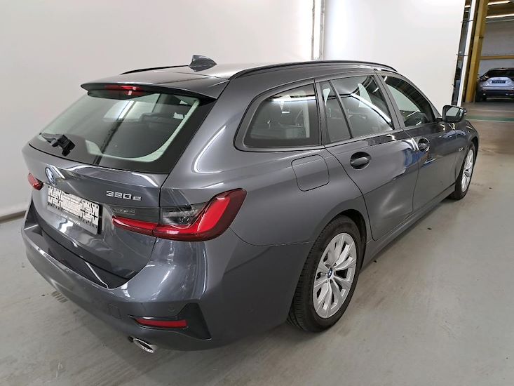 Bmw 3 Series — photo 4