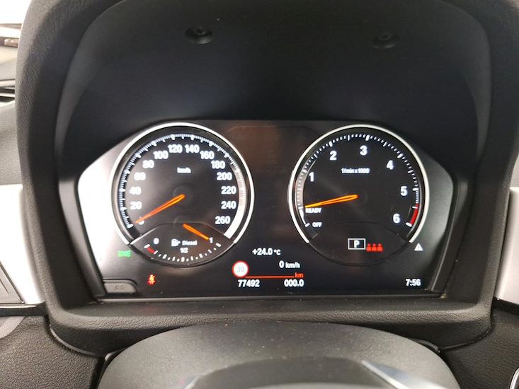 Bmw X1 — photo 10