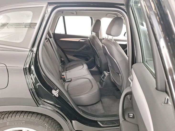 Bmw X1 — photo 6