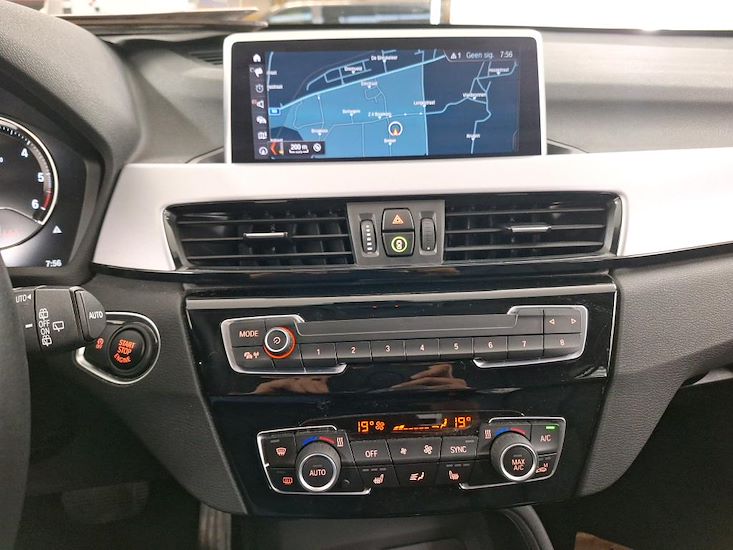Bmw X1 — photo 9