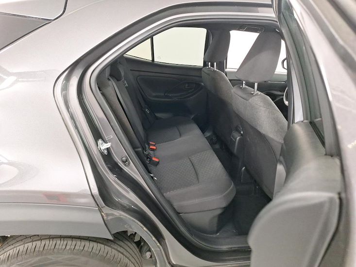 Toyota Yaris — photo 6