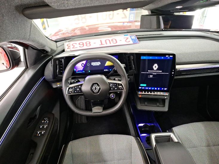 Renault Scenic — photo 7