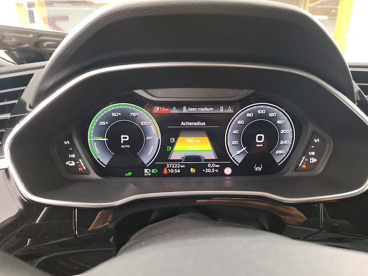 Audi Q3 — photo 10