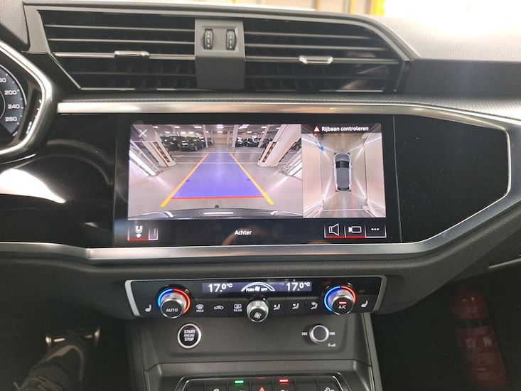 Audi Q3 — photo 12