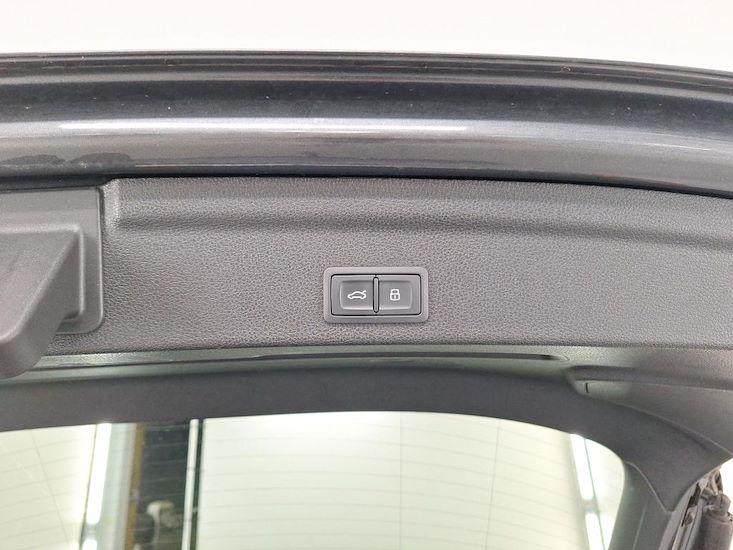 Audi Q3 — photo 13
