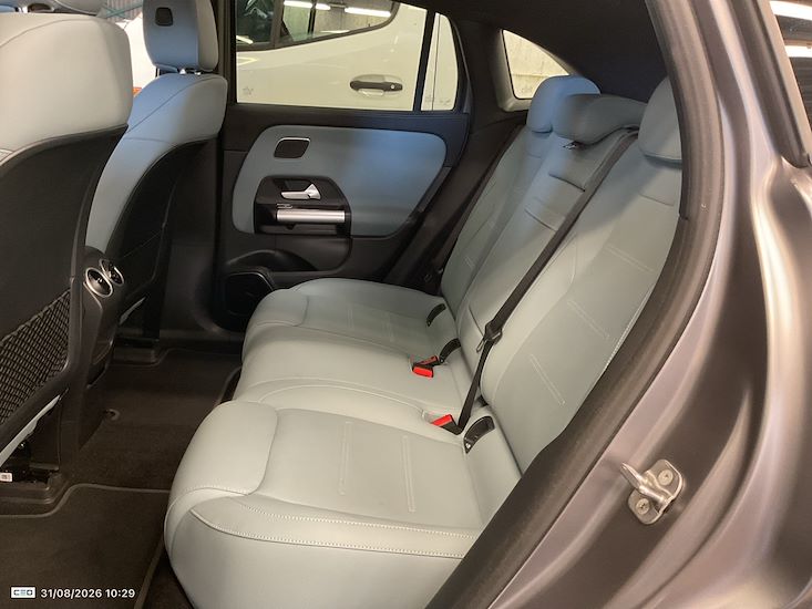 Mercedes-Benz Eqa — photo 11